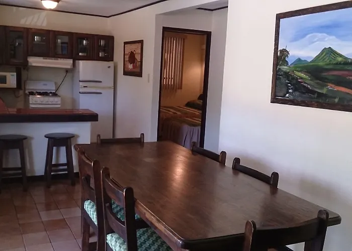 Mangaby Hotel Playa Hermosa (Guanacaste)
