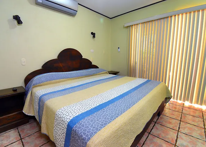 Hotel Mangaby Playa Hermosa (Guanacaste)