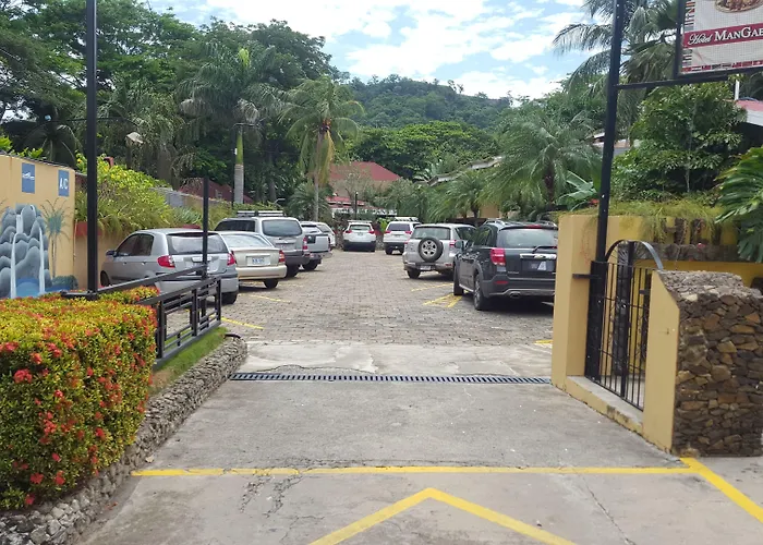Hotel Mangaby Playa Hermosa (Guanacaste)